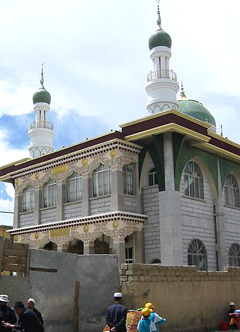 Muslim Mosque in Lhasa CC Nathan Freitas