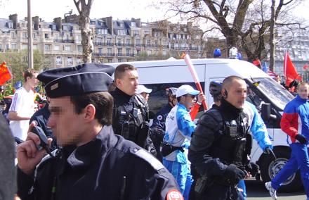 fackellauf paris vor abbruch Christophe Marcheux Noemie Grimaud