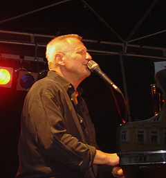 Konstantin Wecker, Kultur des Friedens Konzert in T&uuml;bingen Foto: Christian Heinrici