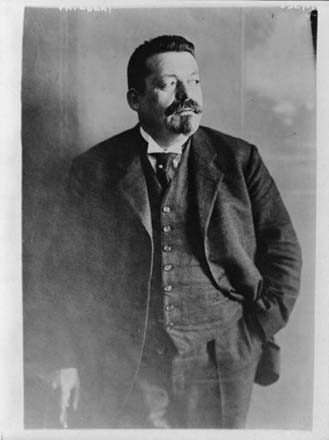 SPD-Mann Friedrich Ebert 1918 - Stütze der Unternehmer